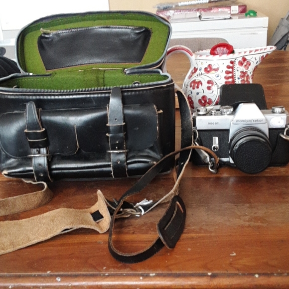 Art Vintage Camera And Case Poshmark